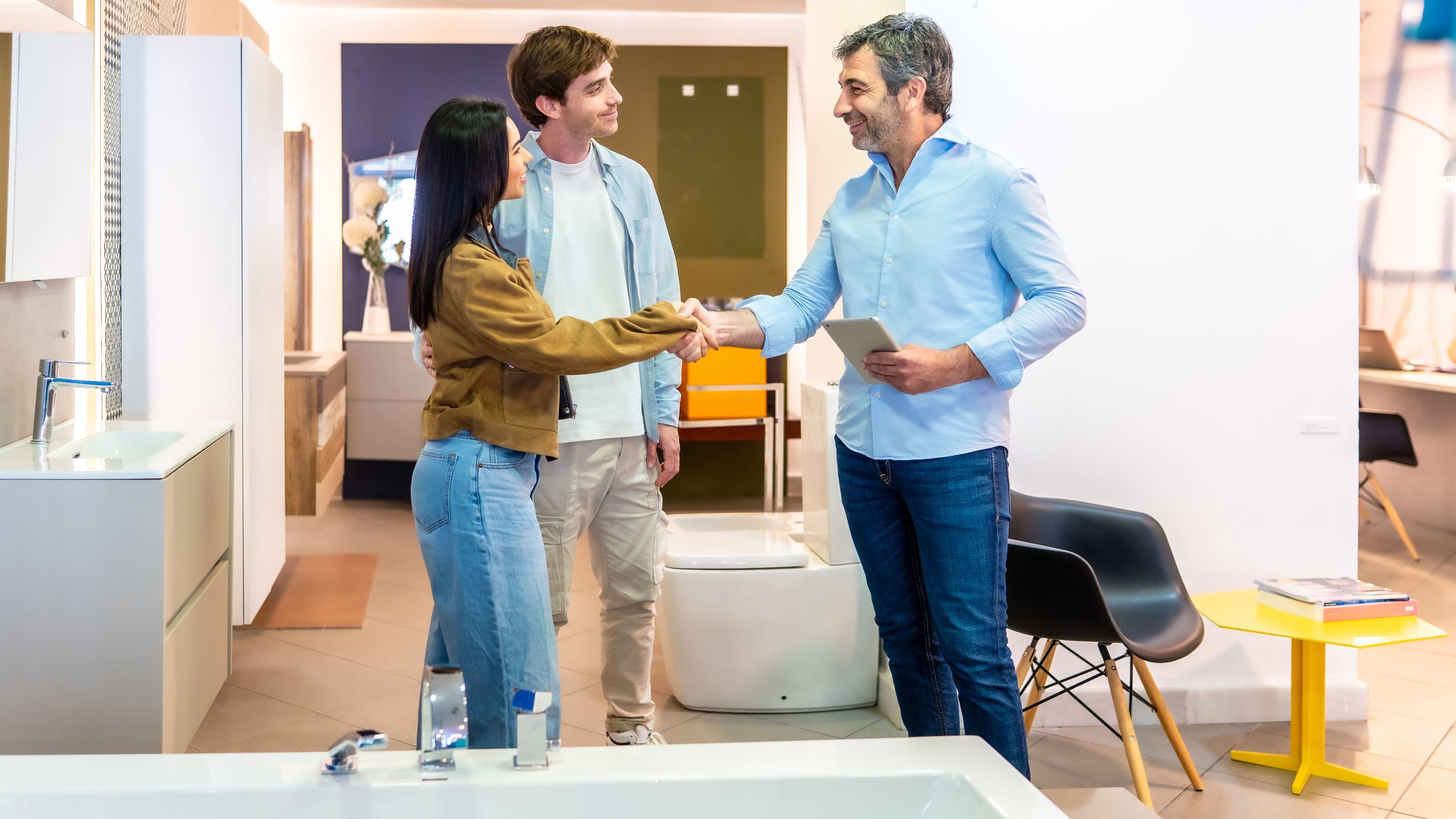 What Are the Top 10 Furniture Stores Offering the Best Value for Modern Living Spaces?