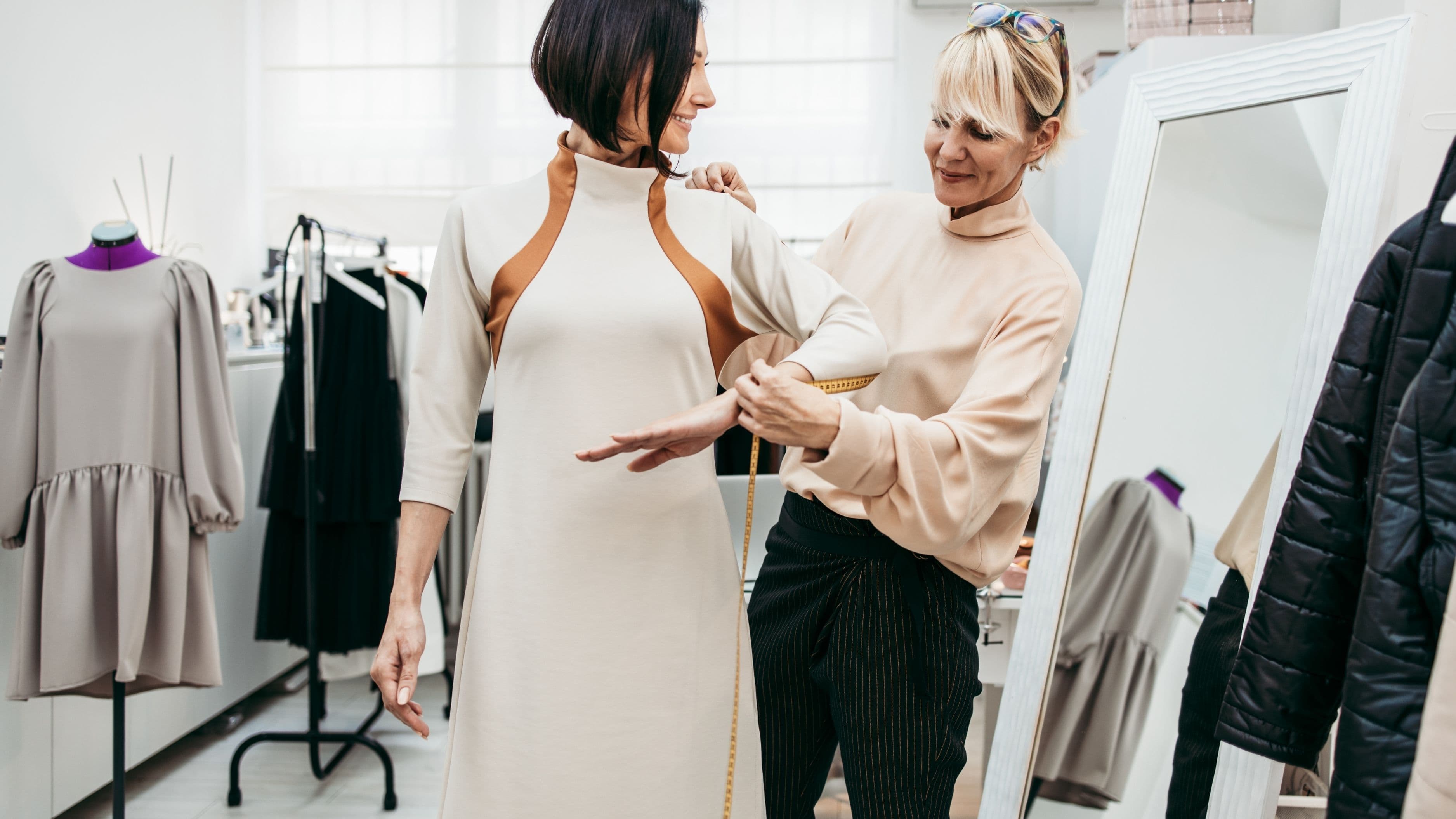Top 10 Ways to Dress for Your Body Type with Confidence