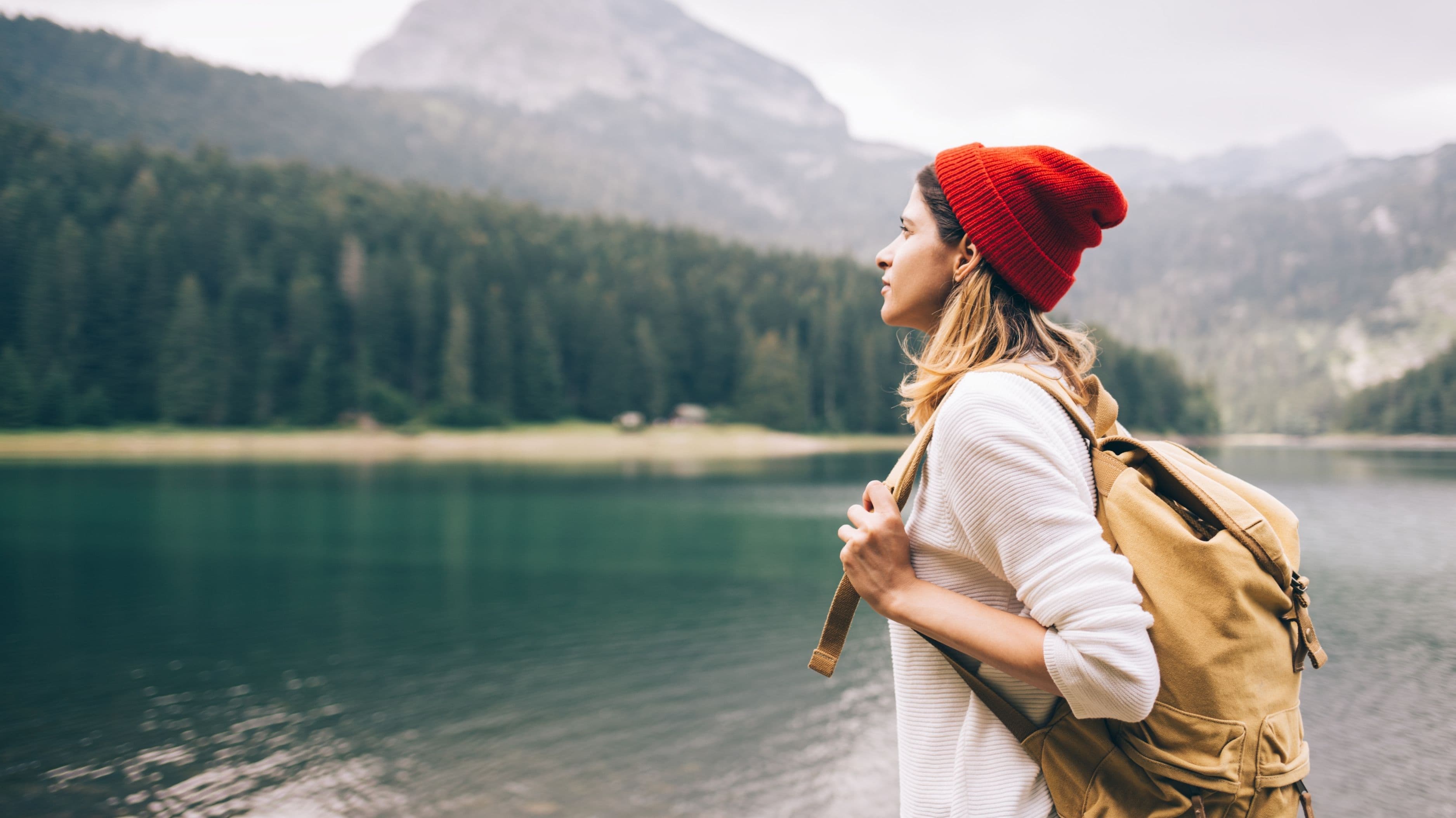 What Are the Top 10 Eco-Friendly Travel Tips to Reduce Your Footprint?