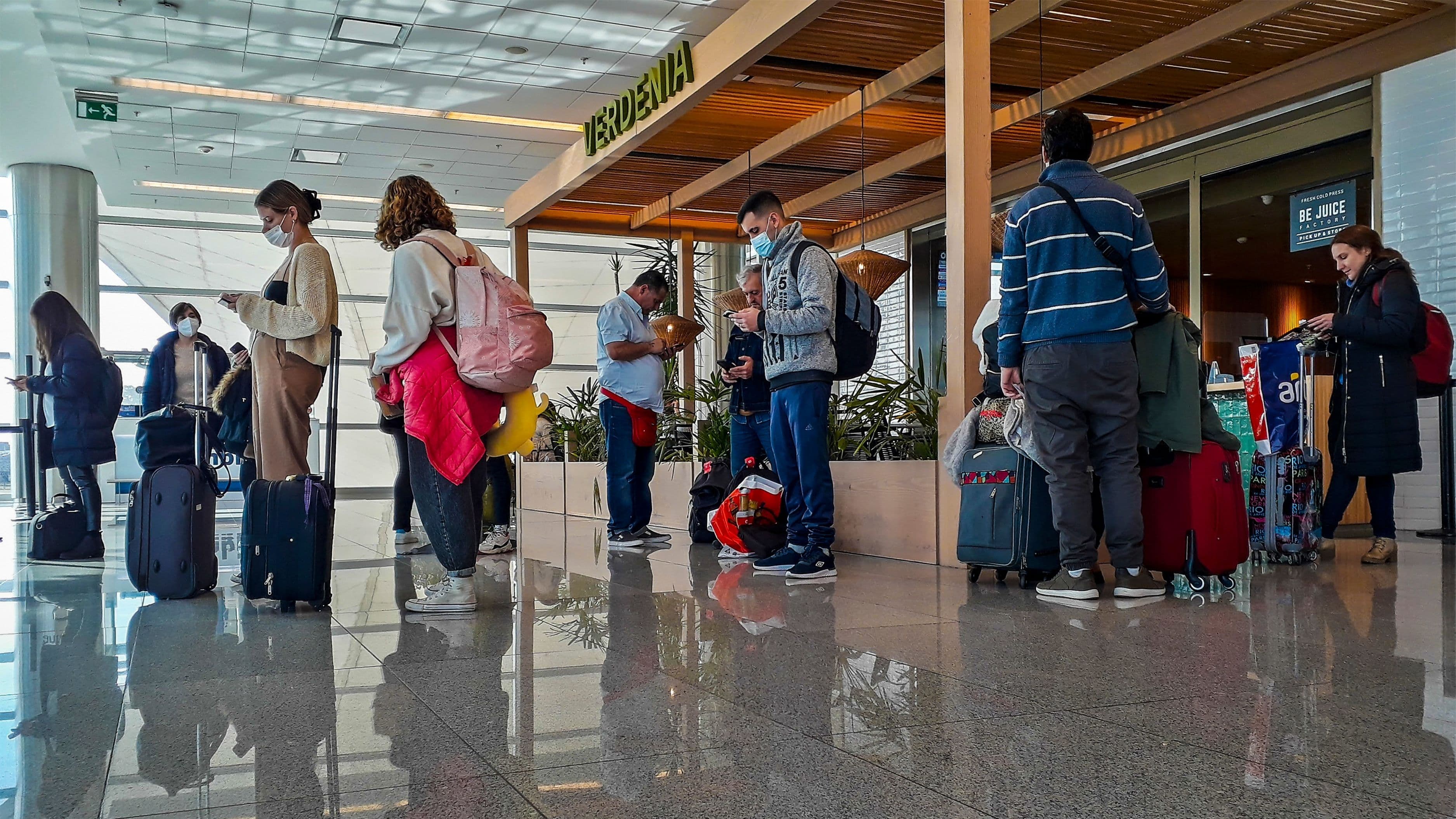 Top 10 Long-Haul Flight Tips That Make the Journey Bearable