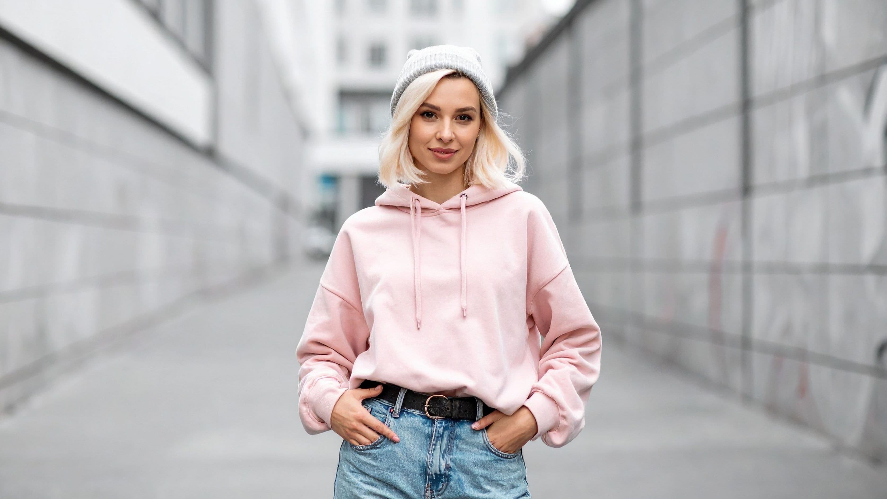 What Are the Top 10 Minimalist Fashion Brands for Clean Aesthetics?